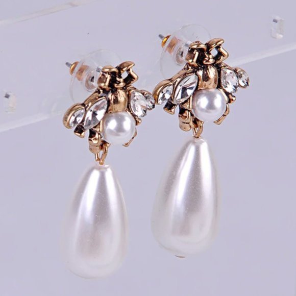 Vintage Insect pearl drop earrings - Picture 3 of 5